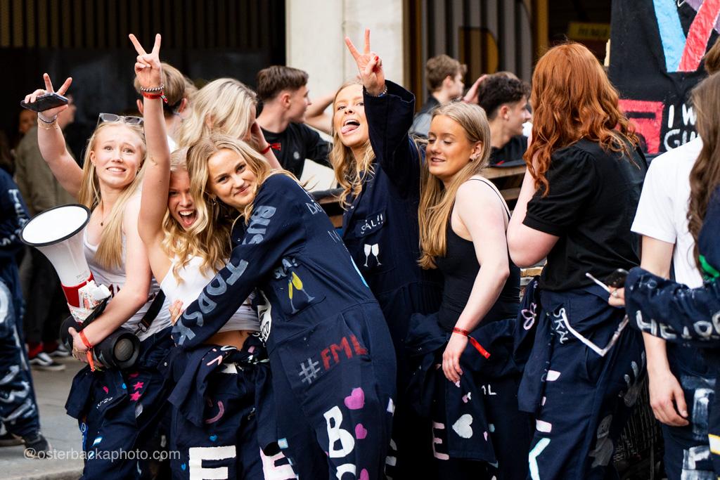 Kortegen med teknis elever genom Borås